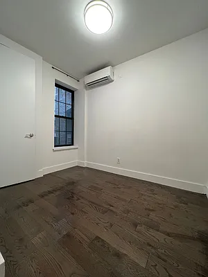 Rented by Yup Realty LLC | media 29