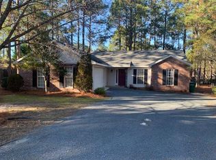 19 Cameron Ln, Pinehurst, NC 28374