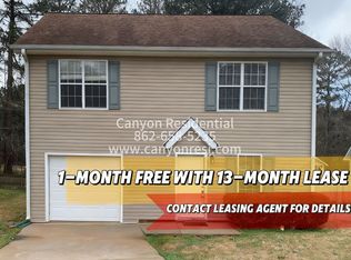 125 Bay Court Dr, Stockbridge, GA 30281