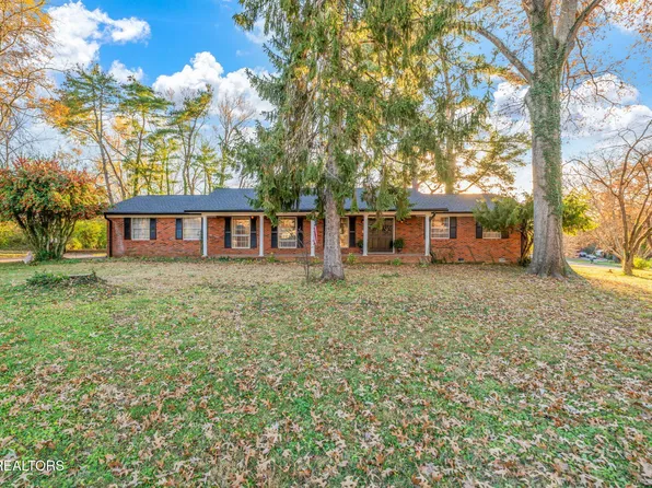 8808 Regent Ln, Knoxville, TN 37923