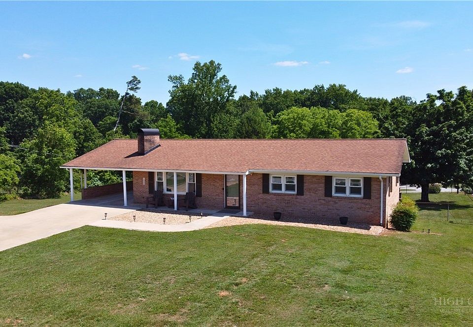 1st image of 1458 Cartpath Road