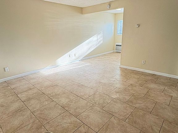 2nd image of 555 W 25th St #2