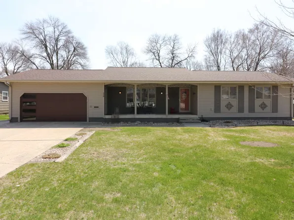 320 E 19th St, Spencer, IA 51301