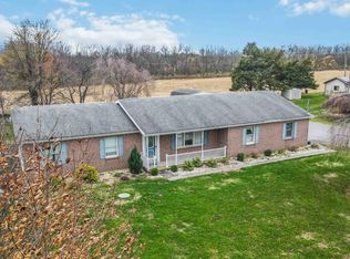 1712 Newville Rd, Carlisle, PA 17015