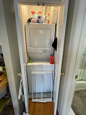 Rented by Realty Collective | media 5