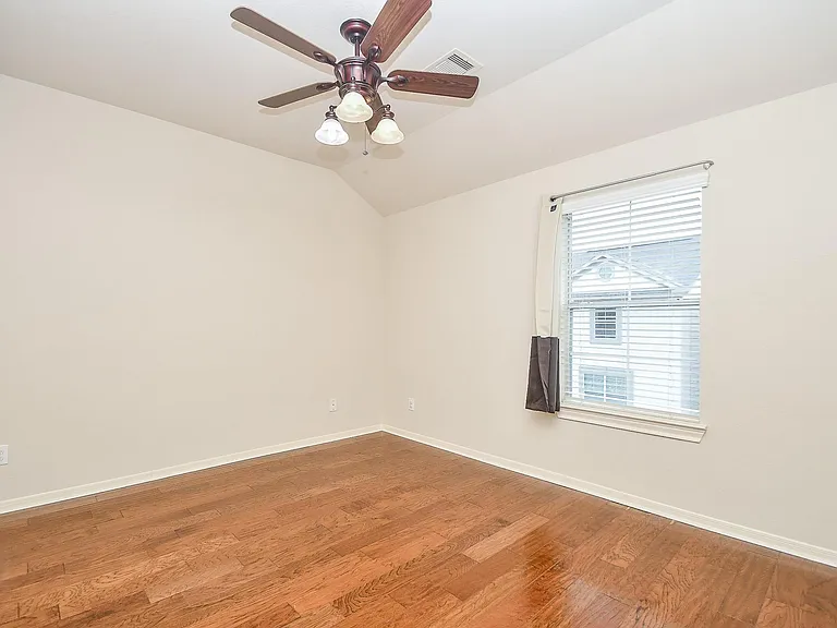 3126 Clearview Cir — Photo 21
