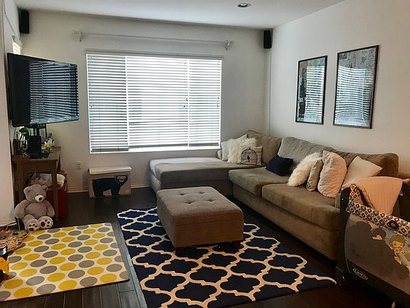 2nd image of 6020 Seabluff Dr Unit 436