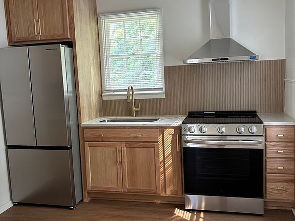 2nd image of 1200 Old Sunbury Rd #5