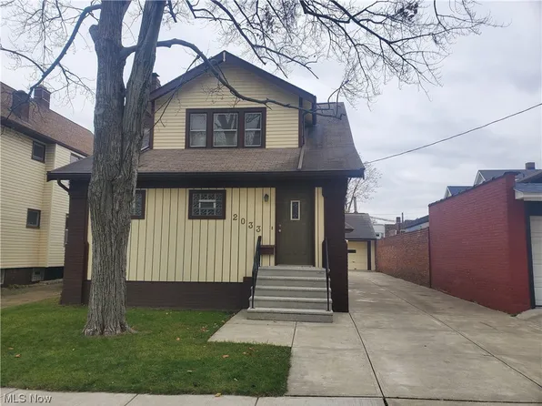2033 Tate Ave, Cleveland, OH 44109