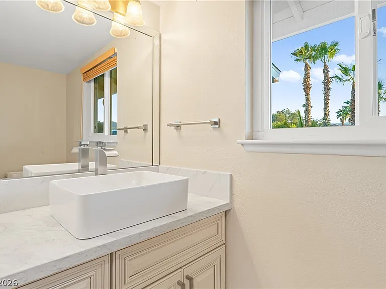 6808 Obannon Dr — Photo 30