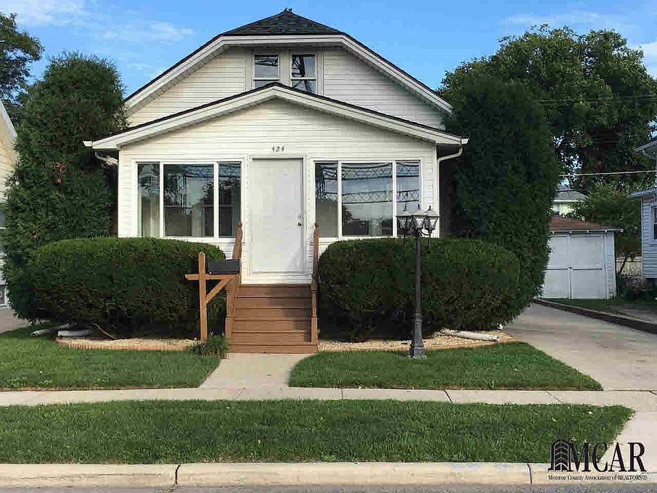 424 Maple Blvd, Monroe, MI 48162 Zillow