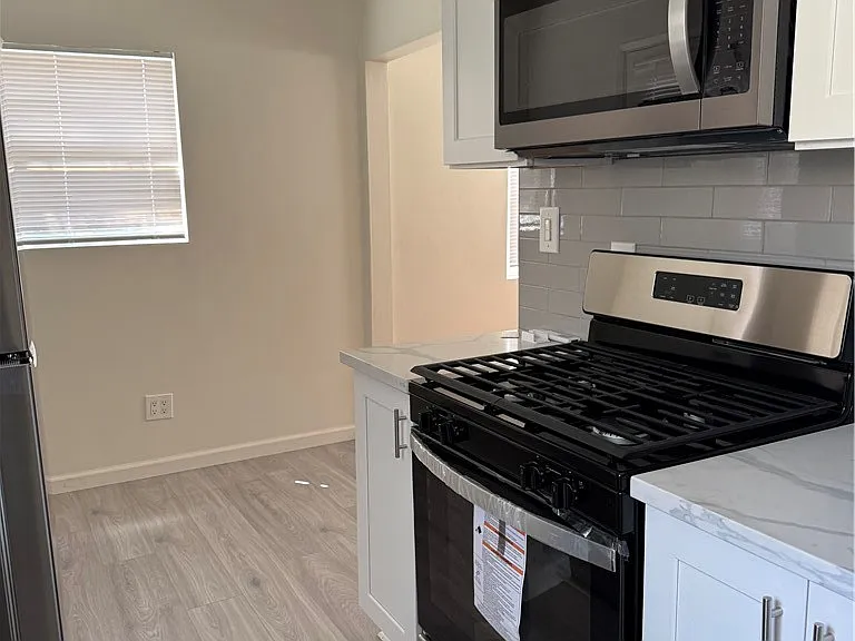 873 Carillo Dr — Photo 4
