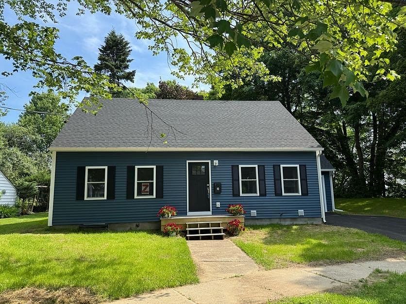 1st image of 24 Bennington Court
