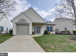 4 Laurel Ridge Ln, Columbus, NJ 08022