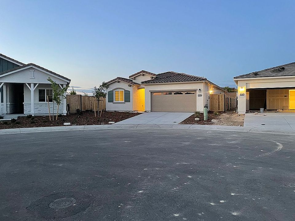 2nd image of 233 Helios Ct