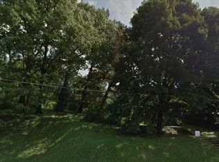 8439 Archer Ave, Willow Springs, IL 60480