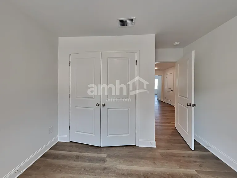 1344 Soapstone Rd — Photo 32