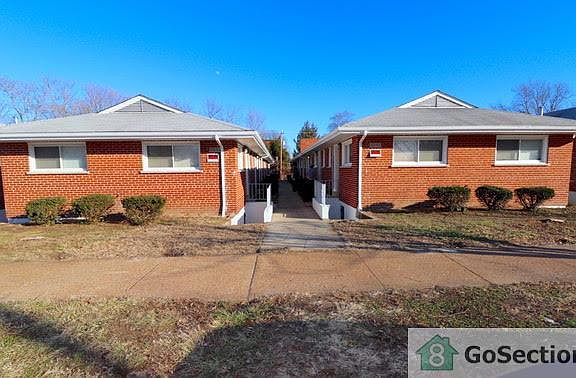 3rd image of 3646 Illinois Ave APT 2