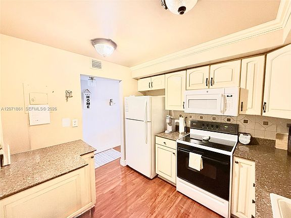 2nd image of 600 Three Islands Blvd APT 1107
