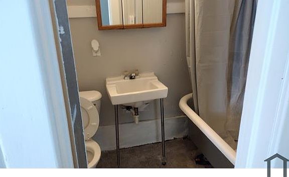 2nd image of 1340 Home Pl #2
