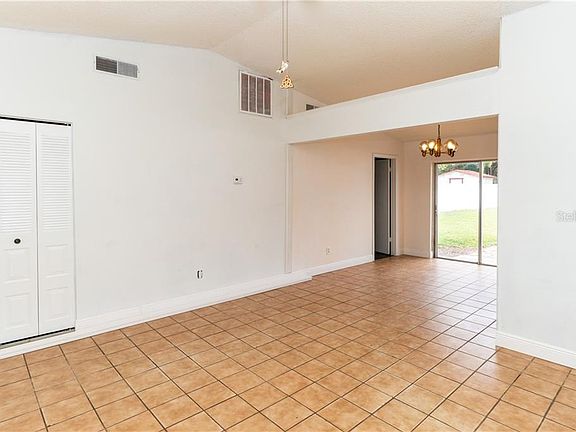 2nd image of 5603 Carrollwood Meadows Dr