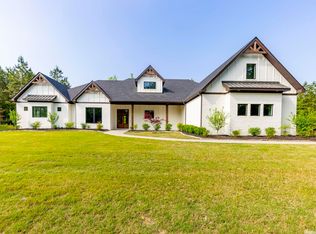609 Black Hawk Dr, Little Rock, AR 72210