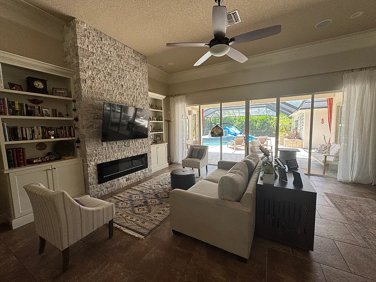 5907 Churchside Dr — Photo 5