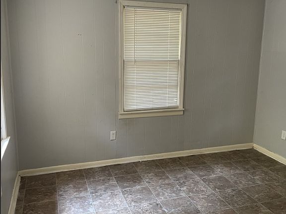 5th image of 174 Cobb St