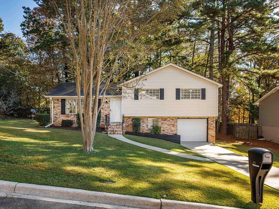 1st image of 521 La Salle Ln