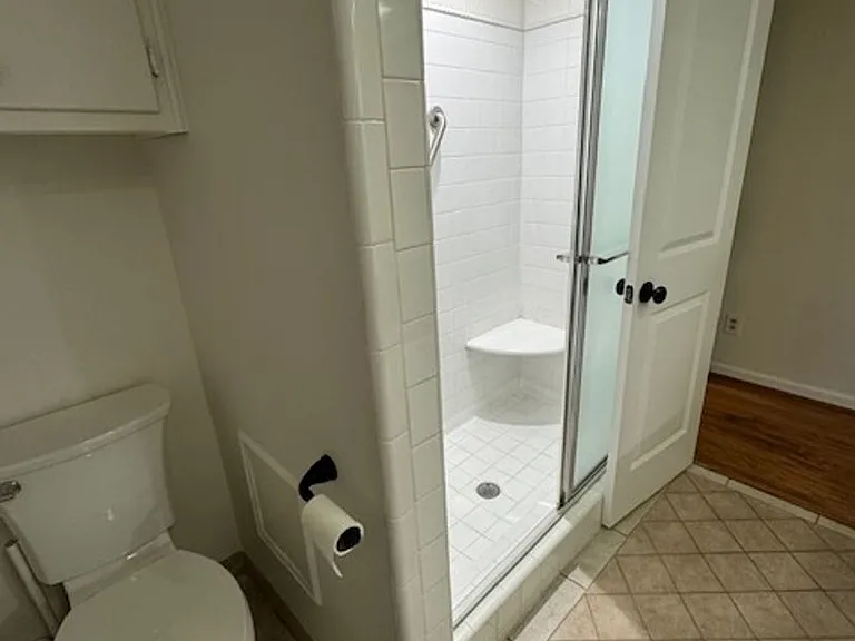 305 Glen Oak Dr — Photo 12
