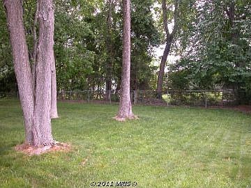 3rd image of 111 Meadow Ln