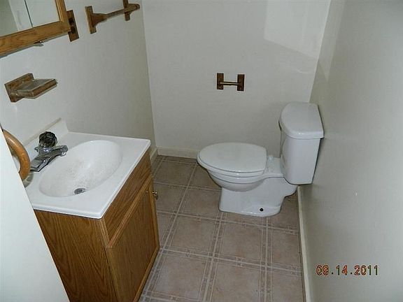 5th image of 508 E Saginaw St
