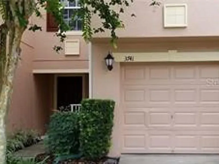 3 bed, 2.5 bath, 1480 sqft, $2,550 — Photo 3