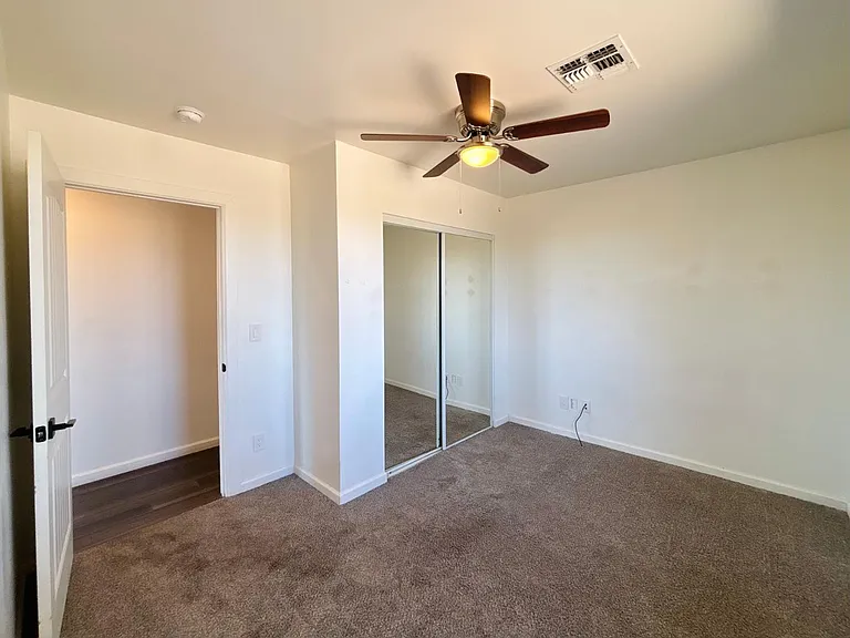 1750 W Pearce Rd — Photo 28