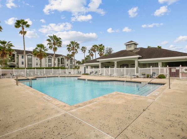 12900 Waterford Wood Cir #9-205