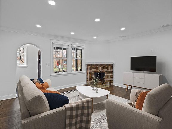 Optionally furnished common areas! Common areas can come beautifully furnished by our in-house design team for an additional fee.