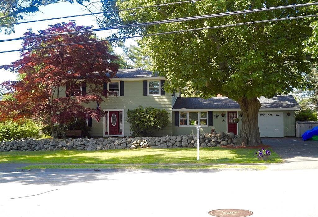 127 North St, Danvers, MA 01923 Zillow