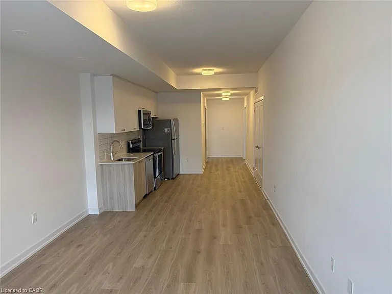 25 Palace St #Q2 — Photo 4