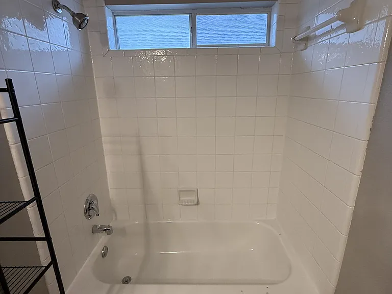 6105 Comfort Dr — Photo 25