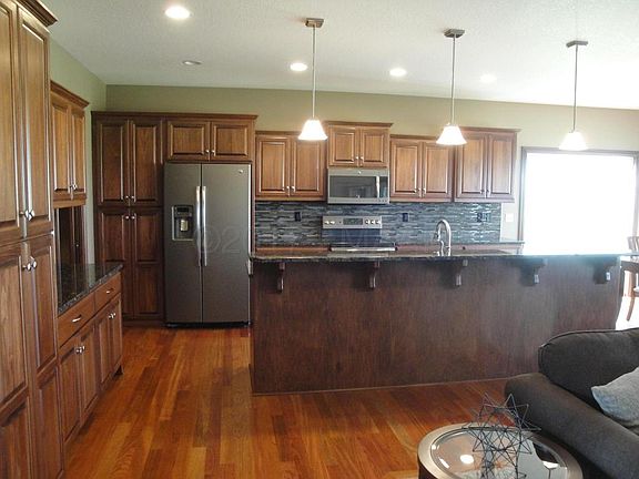 3rd image of 2282 14th St W