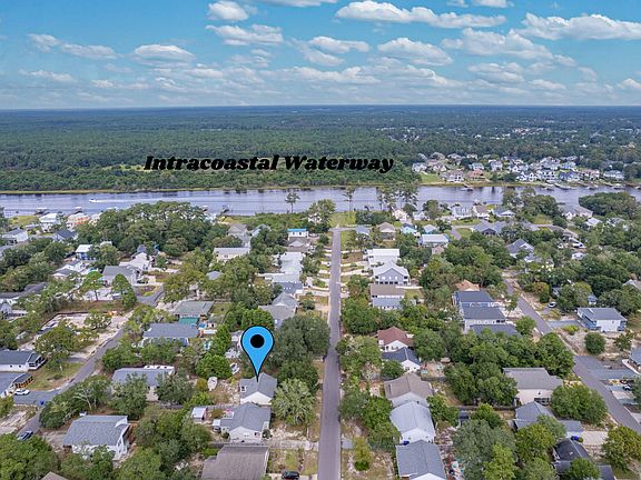 5th image of 139 NE 19th St