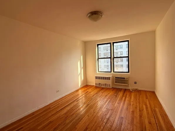 1170 Ocean Avenue image 6 of 13