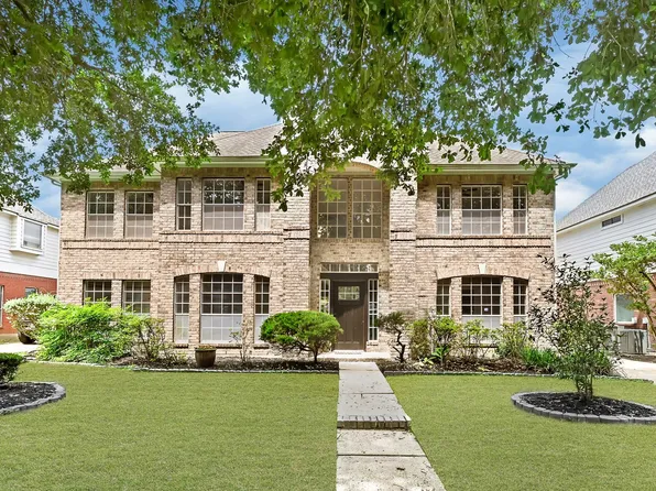 1826 Cheyenne River Cir, Sugar Land, TX 77478