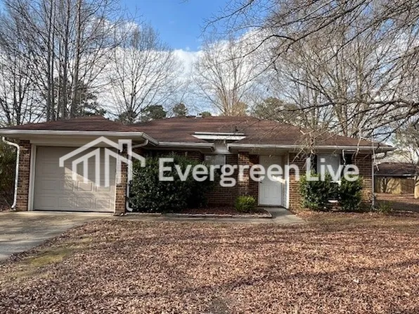 104 Ayana Ct, Raeford, NC 28376