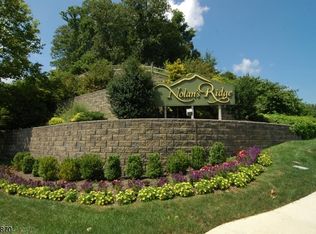 74 Zachary Way, Mount Arlington, NJ 07856