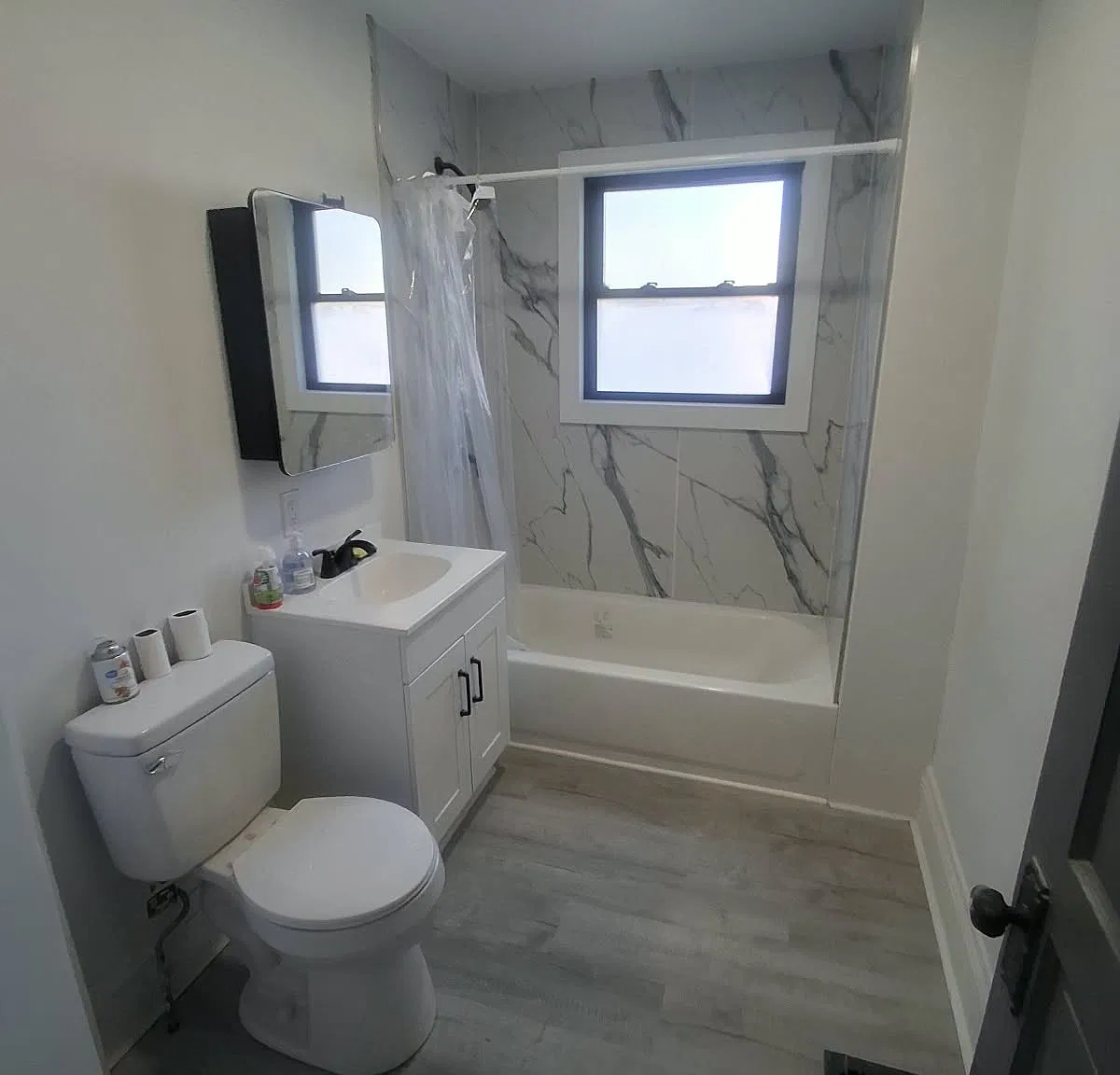 409 Davis St — Photo 2