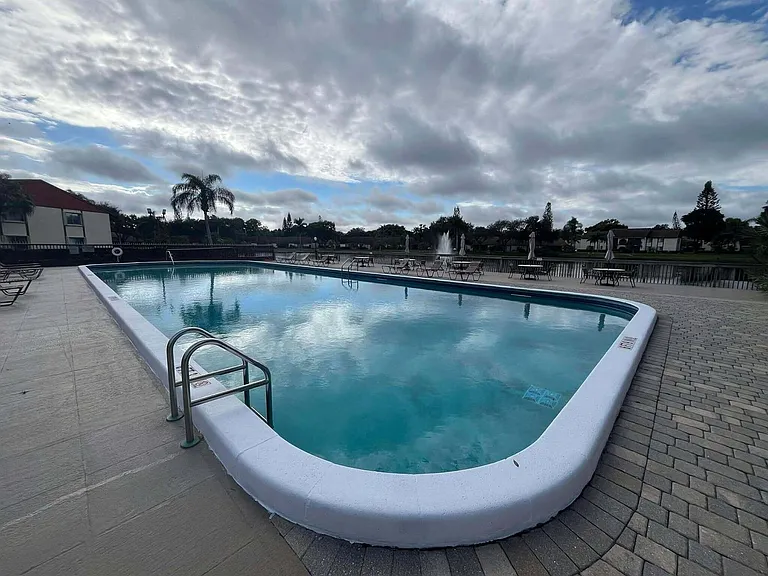 4863 Sable Pine Cir #D — Photo 15