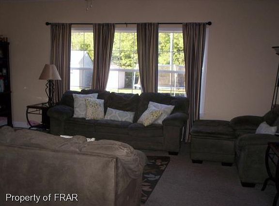 4th image of 61 Vermilion Dr