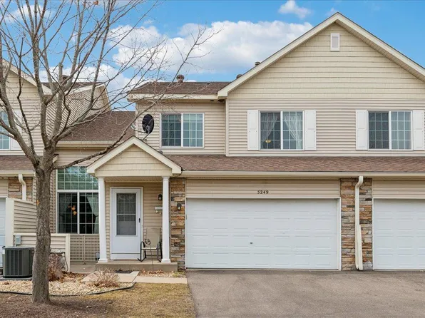 5249 207th St N, Forest Lake, MN 55025