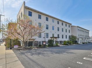 114 Front St APT 103, Quakertown, PA 18951